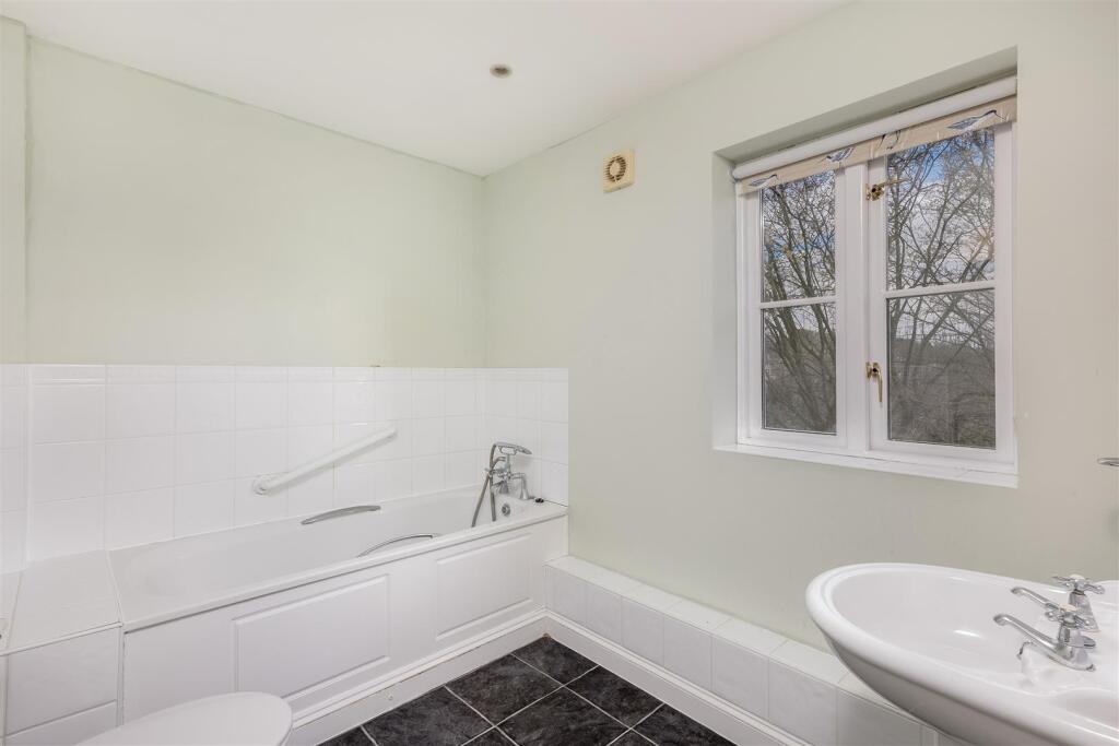 32 The Playing Close-11.jpg