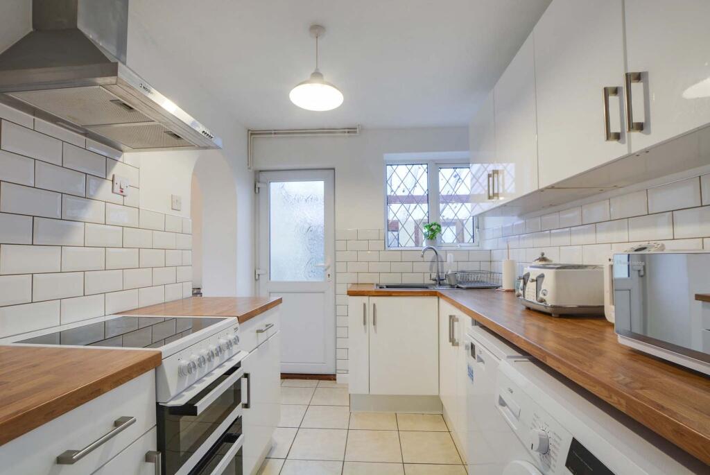 Fitted Kitchen