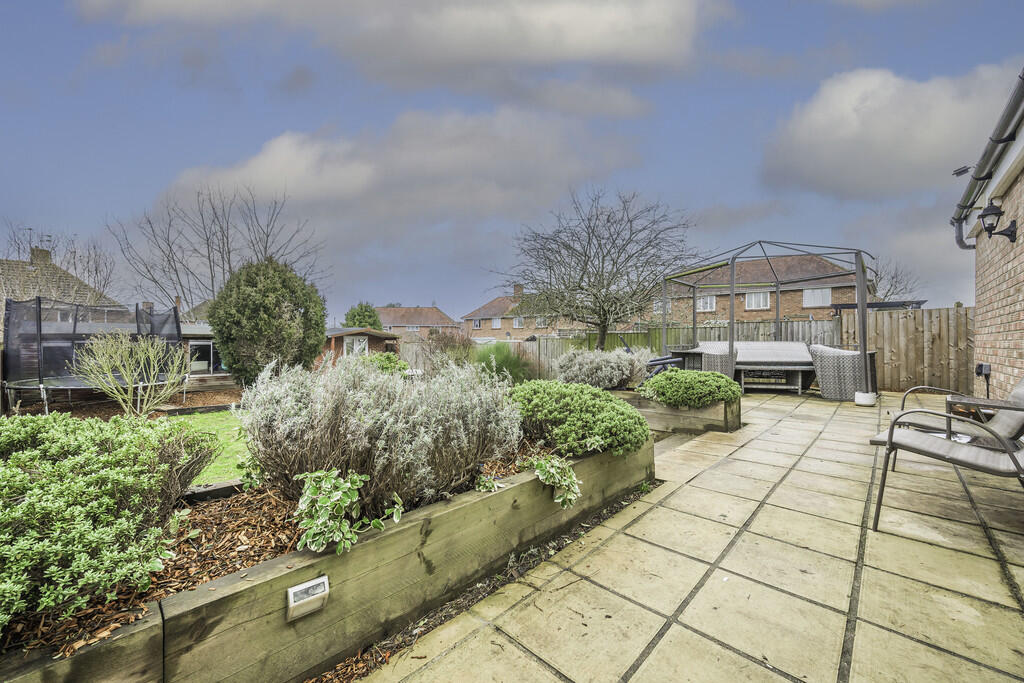 _Z636909-Edit cop...