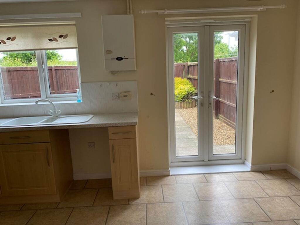 Kitchen/Dining Area