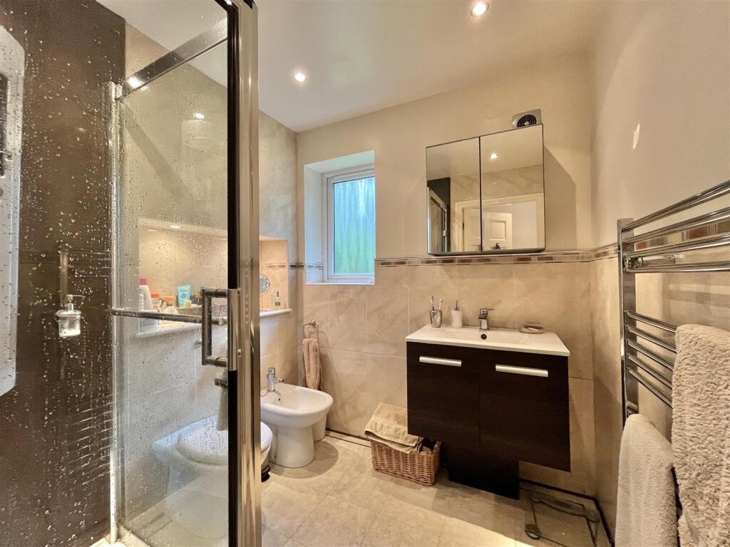 En-Suite Shower Room