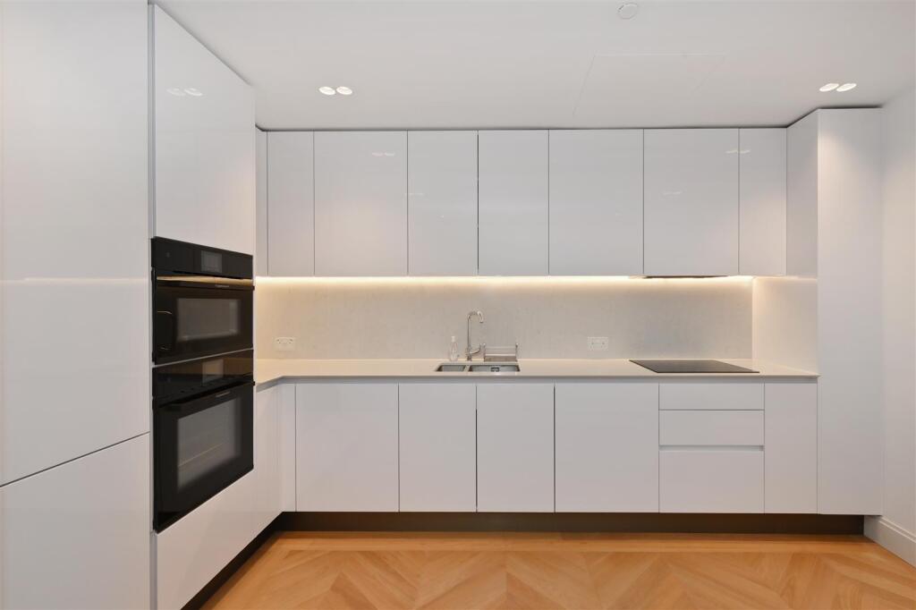 176-Millbank-Quarter (3).JPG