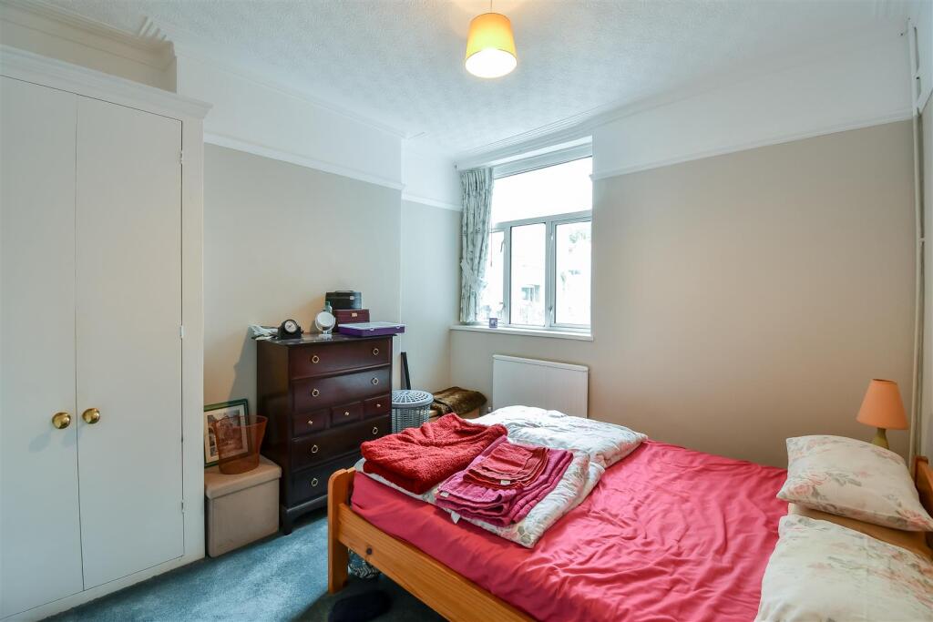 Reception Room/Bedroom