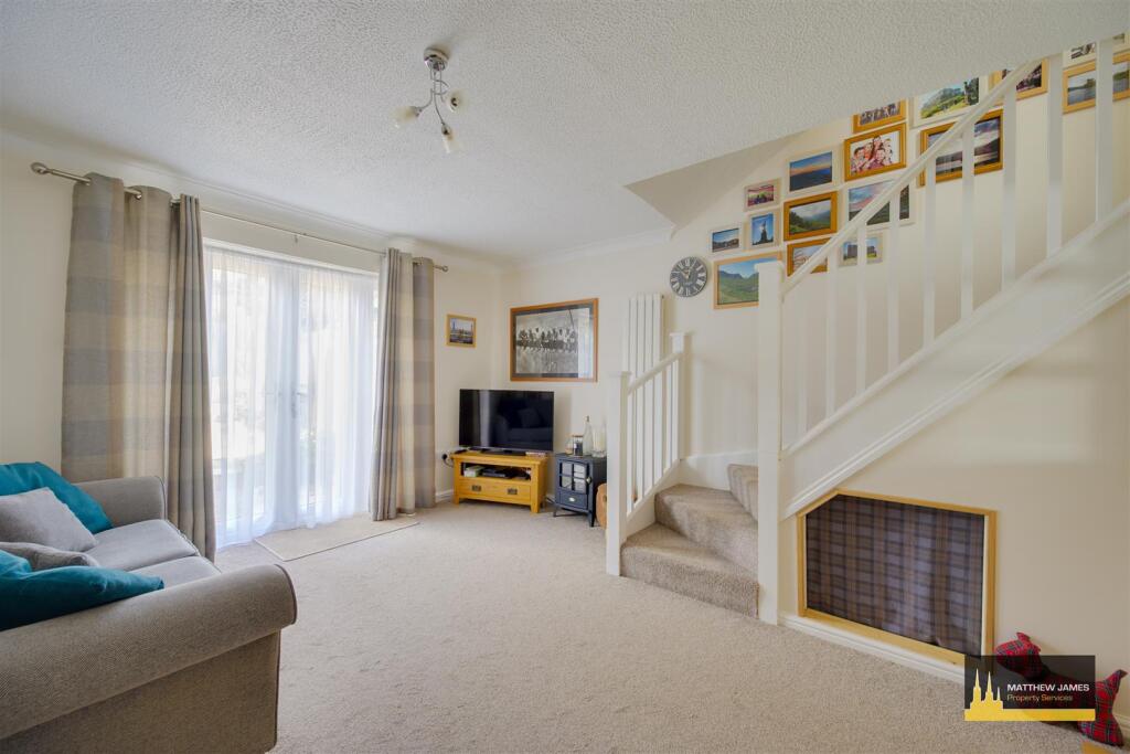 Lounge Dining Room