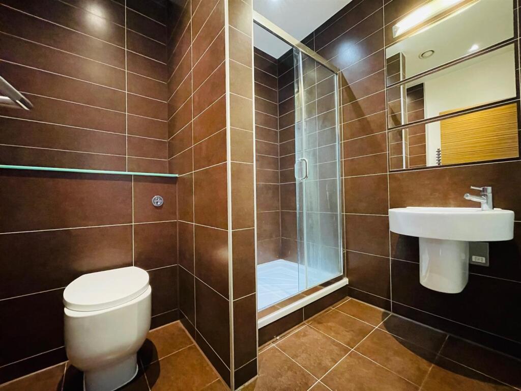 Shower Room/WC