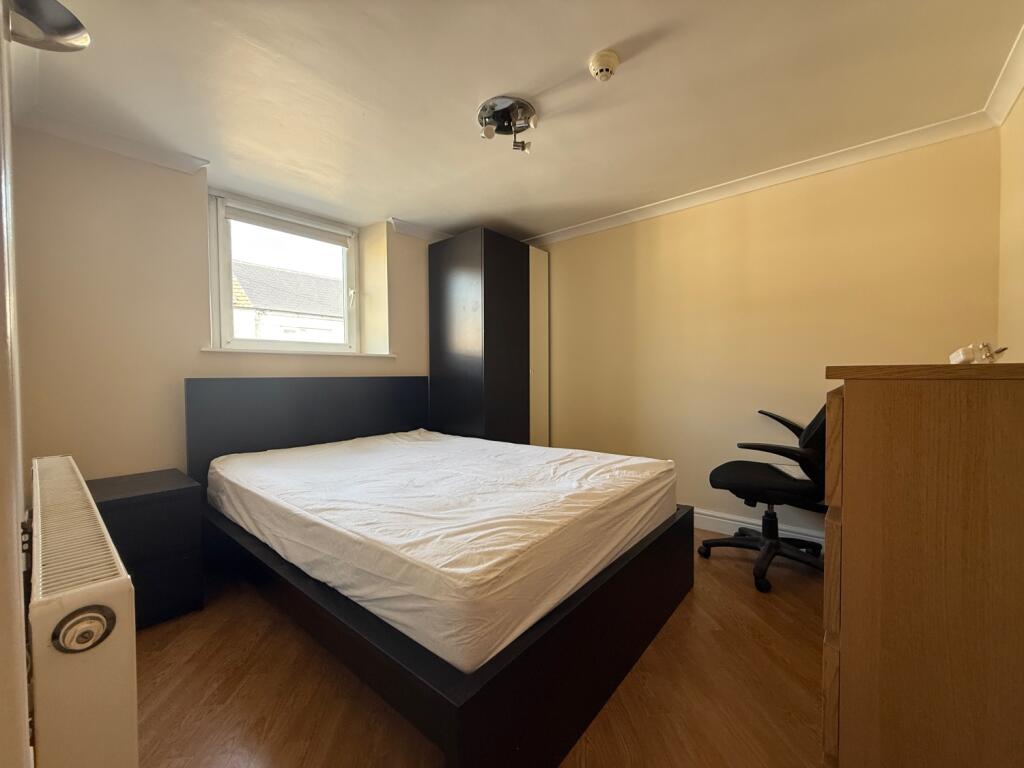 Call 02920 668585 to secure your viewing _12