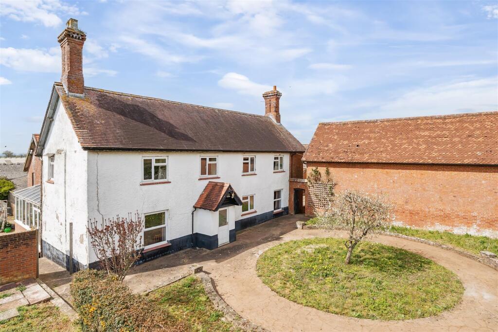 Page 2 top large 1267102 (1).jpg