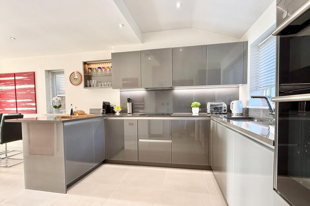Kitchen  / Diner