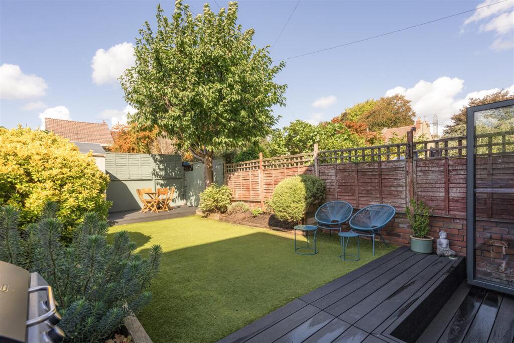26 Garden.jpg