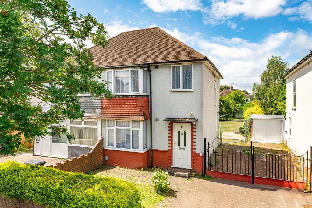 Crawford Road, Hatfield