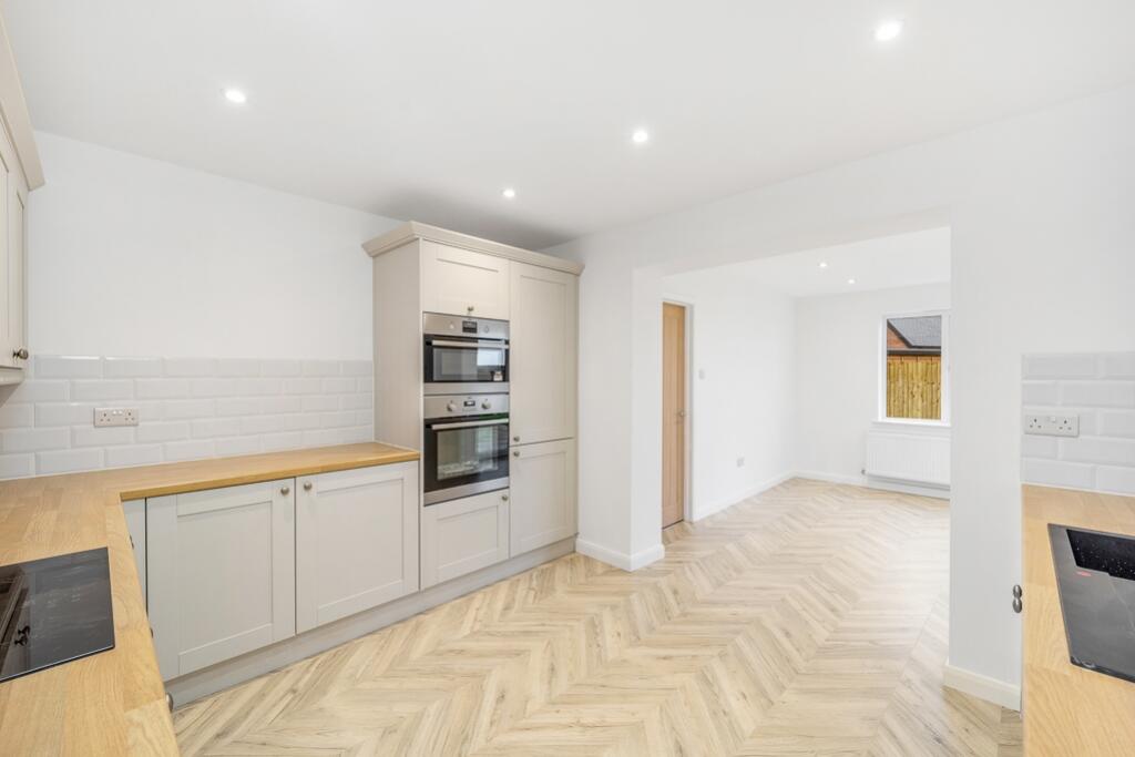 29 Oakwood Glade (Holbeach)-16