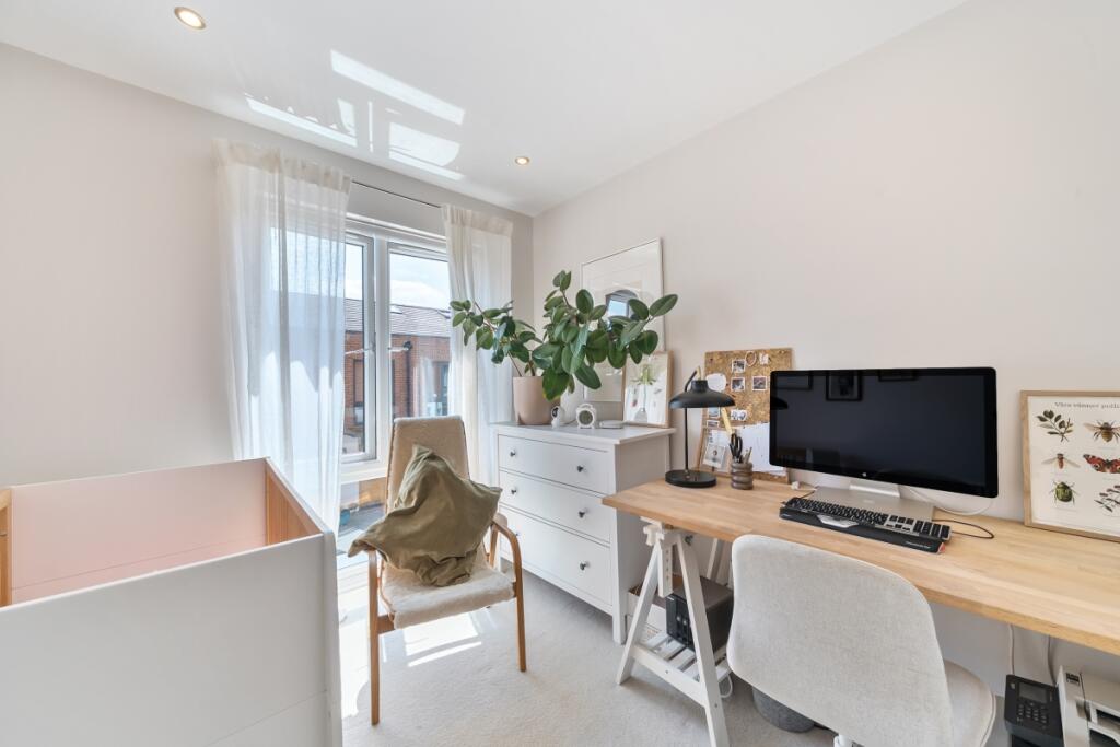 1312115-6-6850278...