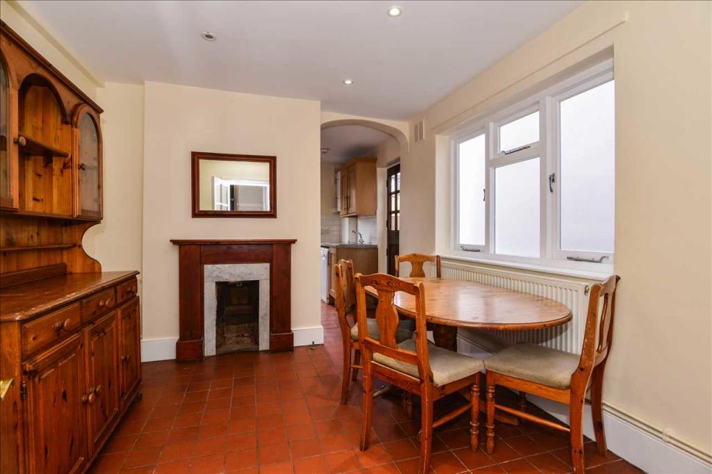 Breakfast Room