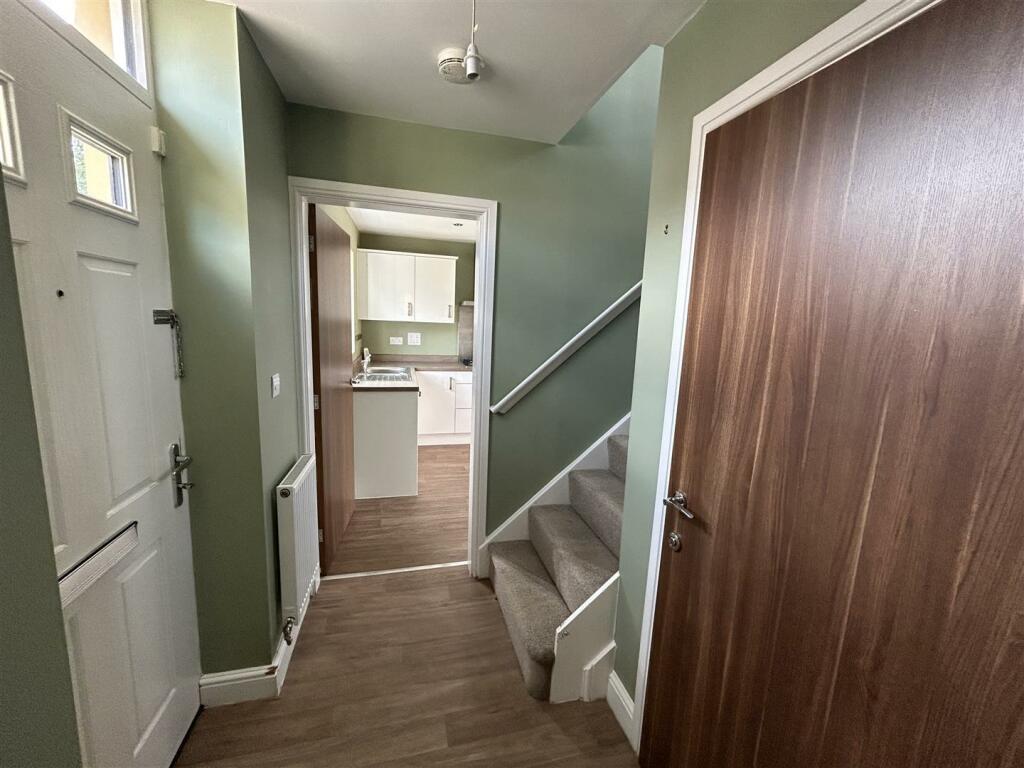 ENTRANCE HALLWAY