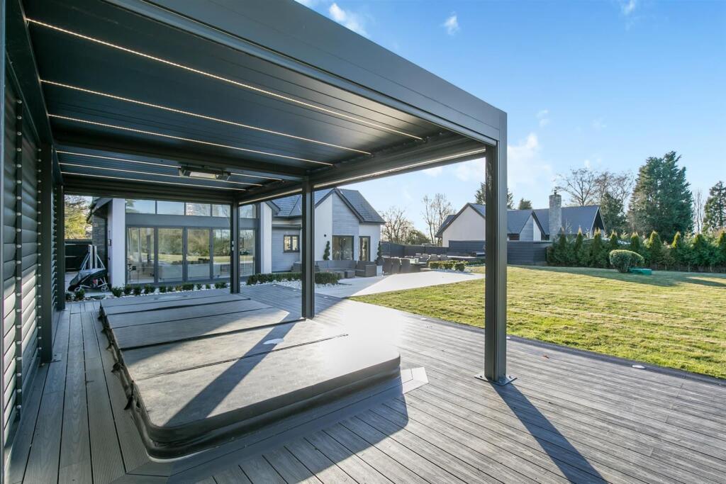 WhatsApp Image 2024-09-02 at 11.08.29_99db74b0.jpg