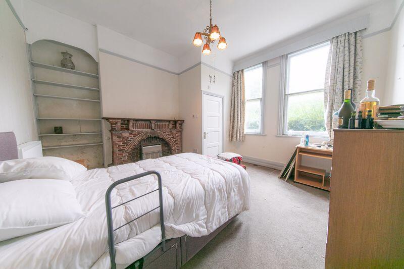 Reception 3/Ground floor bedroom