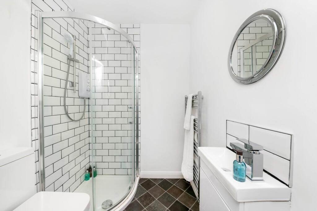 EN-SUITE BEDROOM ONE