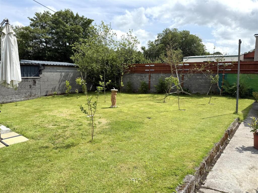 Further Gardens