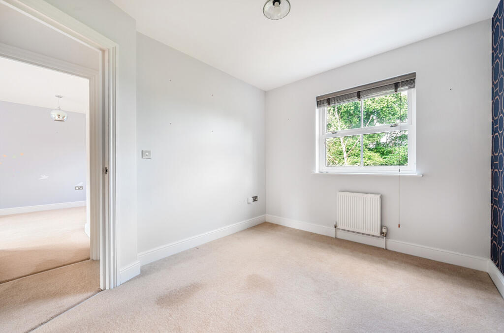 1303335-7-683d6f1...