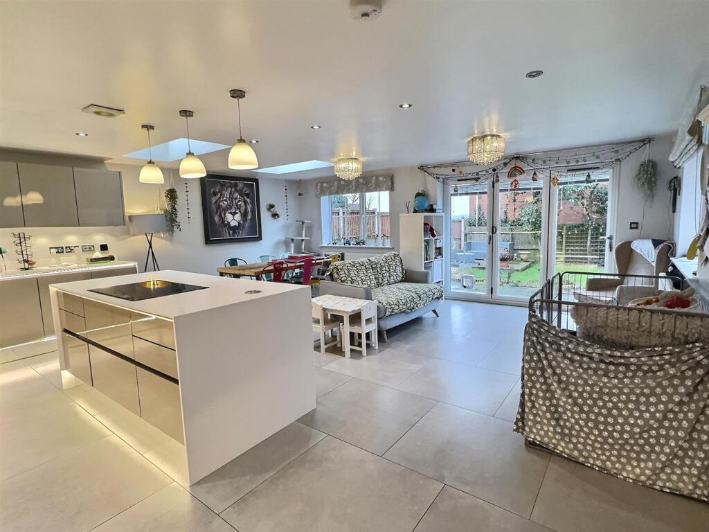 Open Plan Kitchen/ Living Room