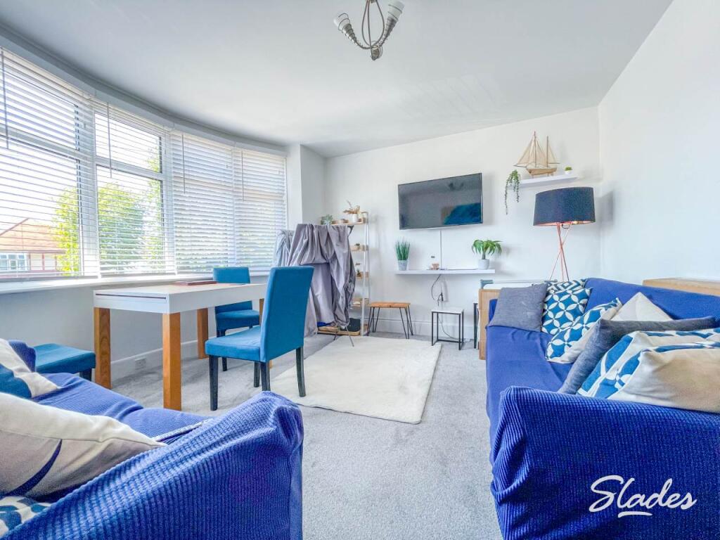 1251a Xchurch lounge