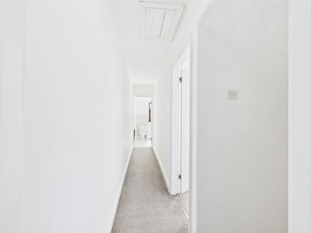 CAM04634G0-PR0039-STILL014