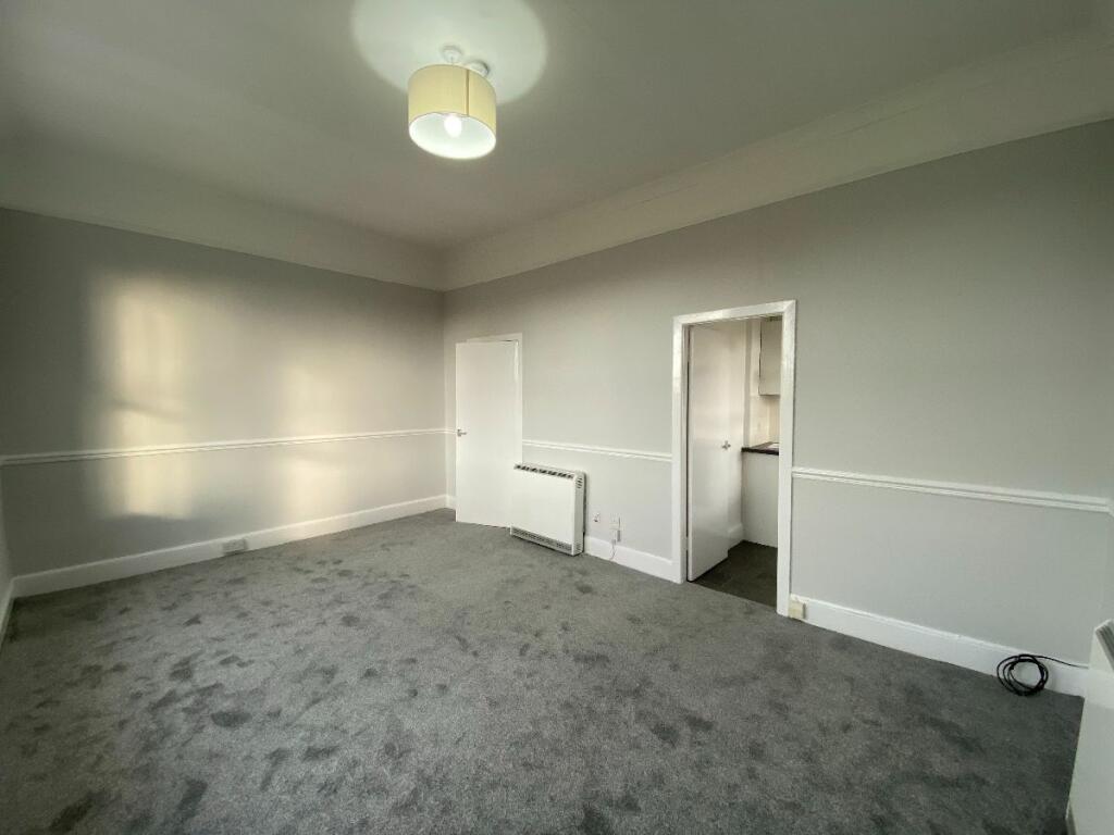 Studio Room