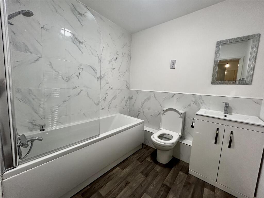 Bathroom.jpeg