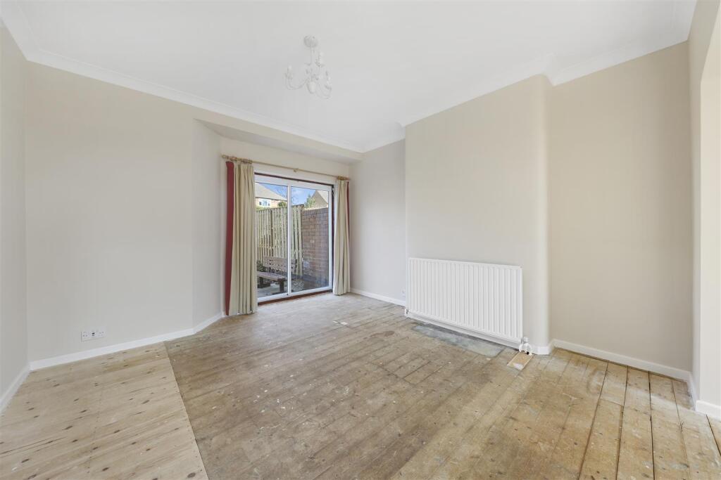 Dining Room.jpg
