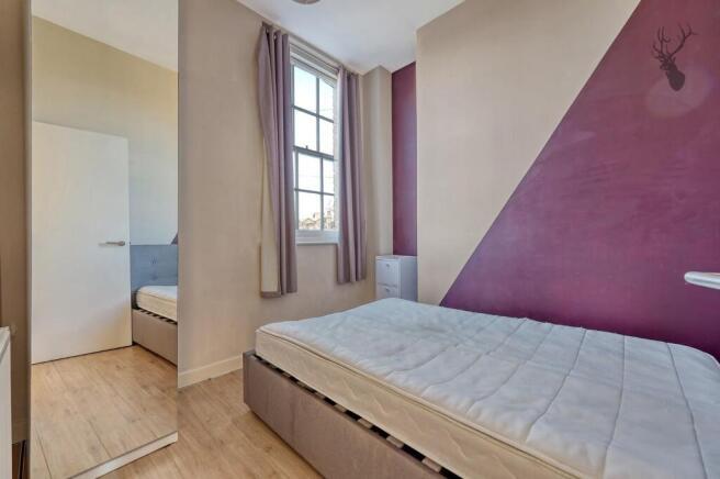 144140_33781181_IMG_05_0000_max_656x437