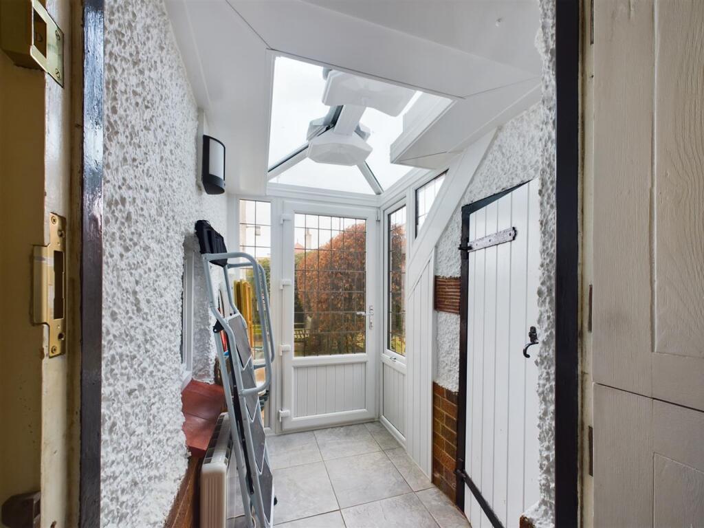 Side porch