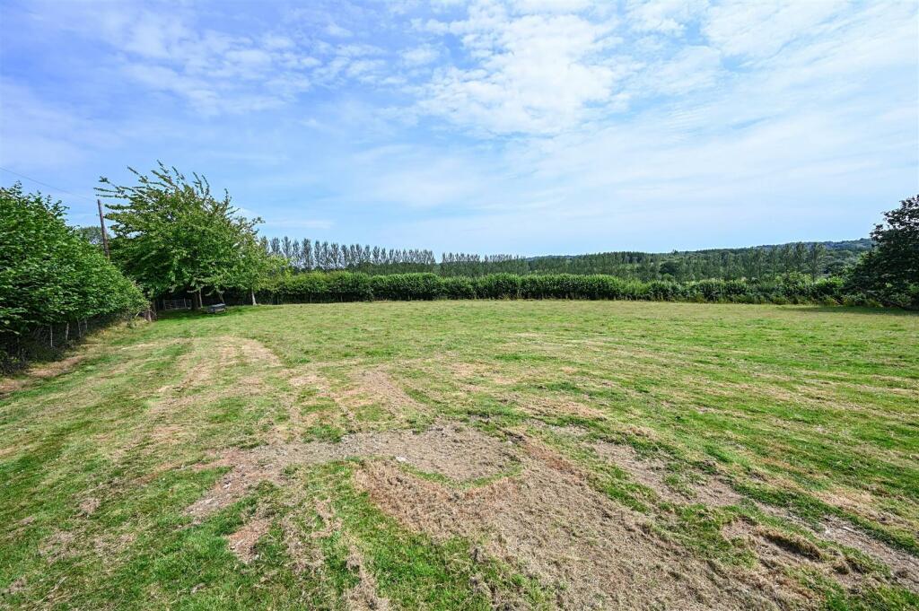 St.Helens View - Parsonage Lane - TN35 4SH (38).jp