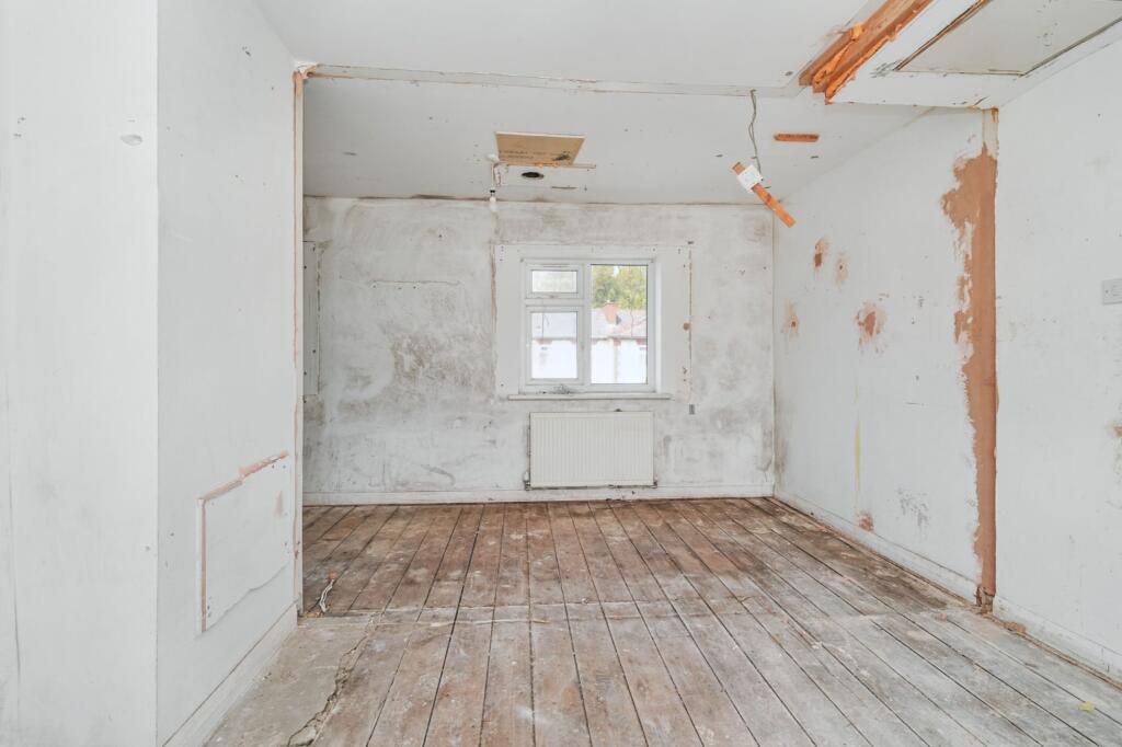 5 Marple Grove, Stretford, Manchester M32 0BD