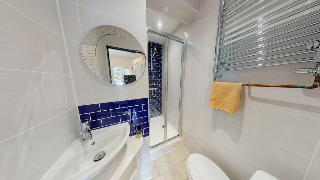 5-189-BEDROOM-1-E...