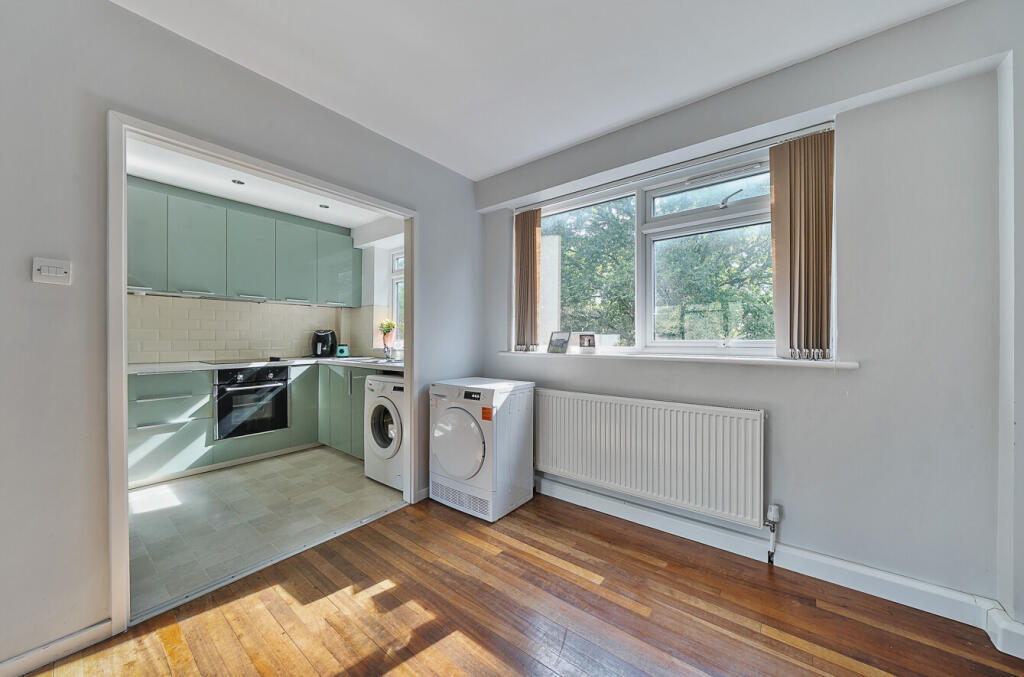 1327906-8-687e02a...