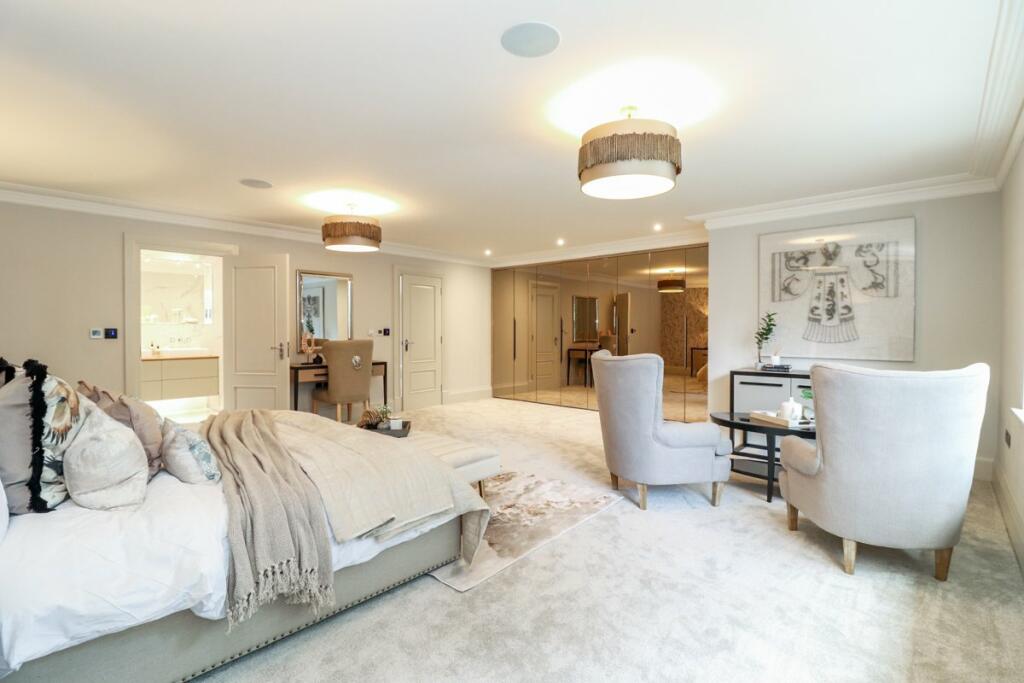 Principal Bedroom