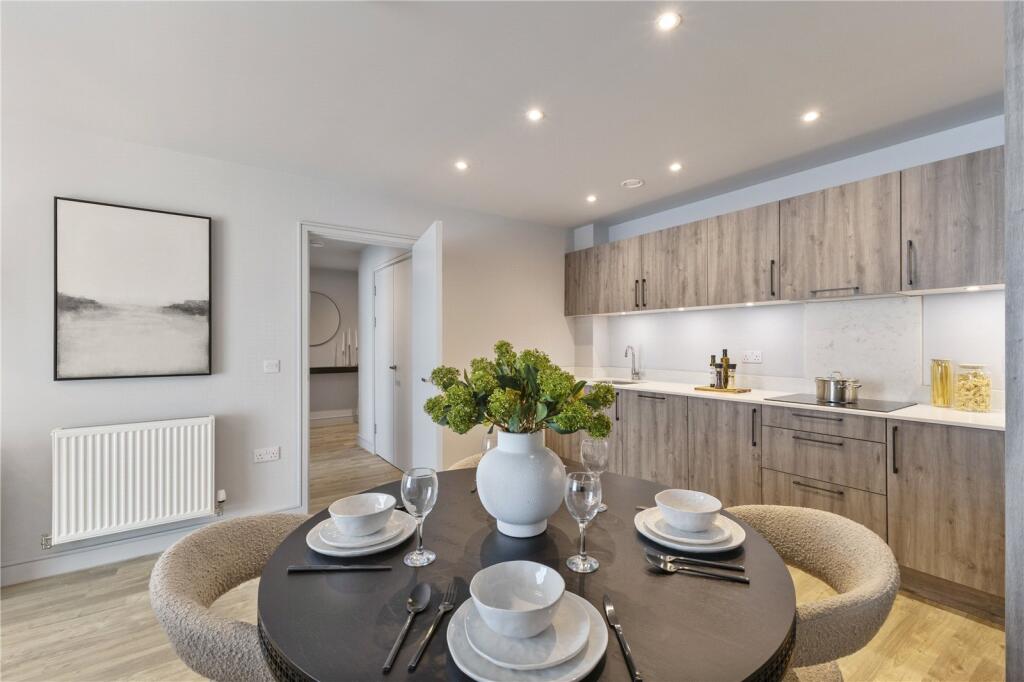 Show Apartment