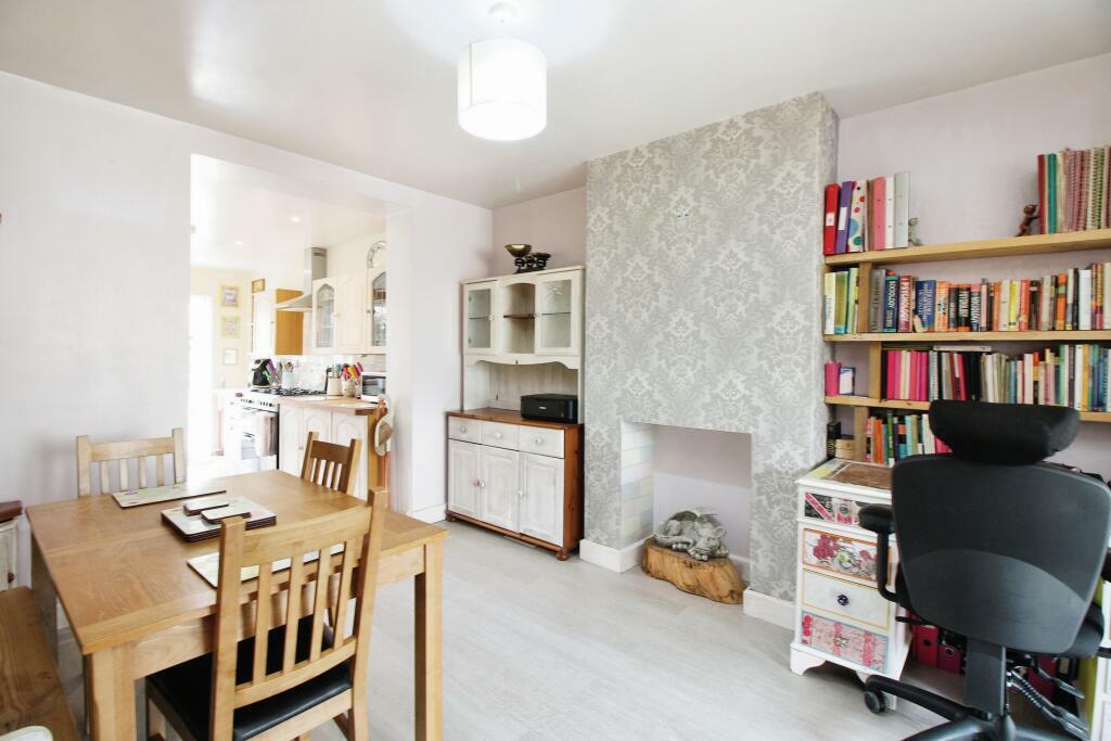Dining Room.jpeg
