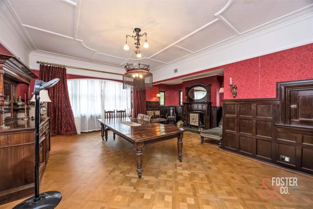 Dyke Road Avenue, 32_031(1).jpg