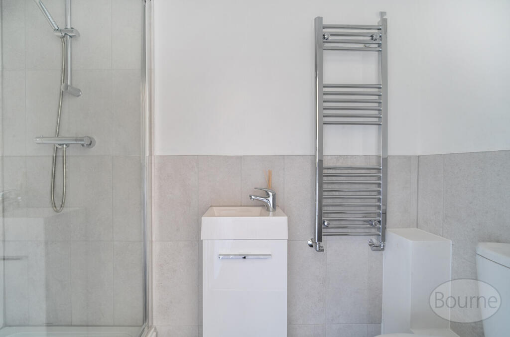 9a8c85cc-0c3c-4ea...