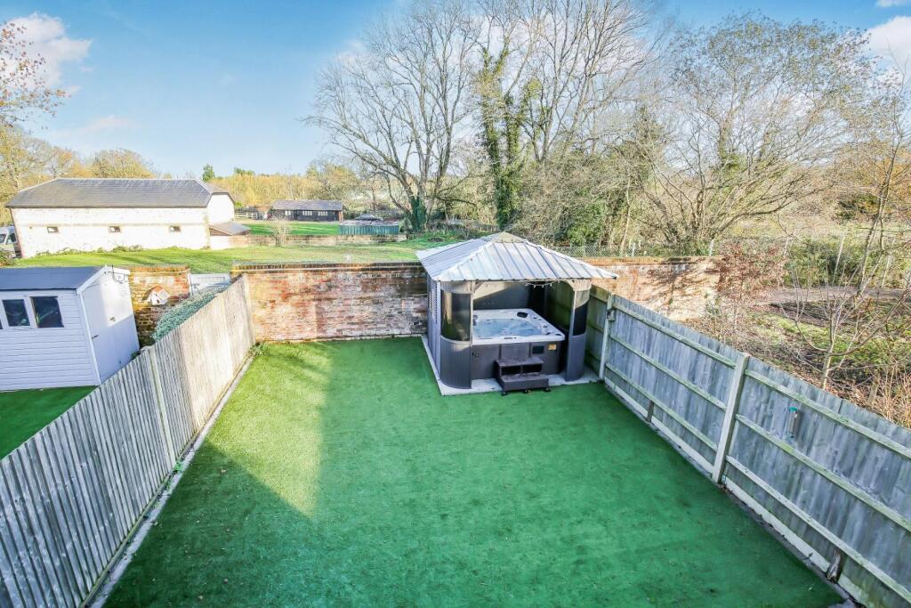 1580295663 - The Walled Garden KT20 - 4.jpg