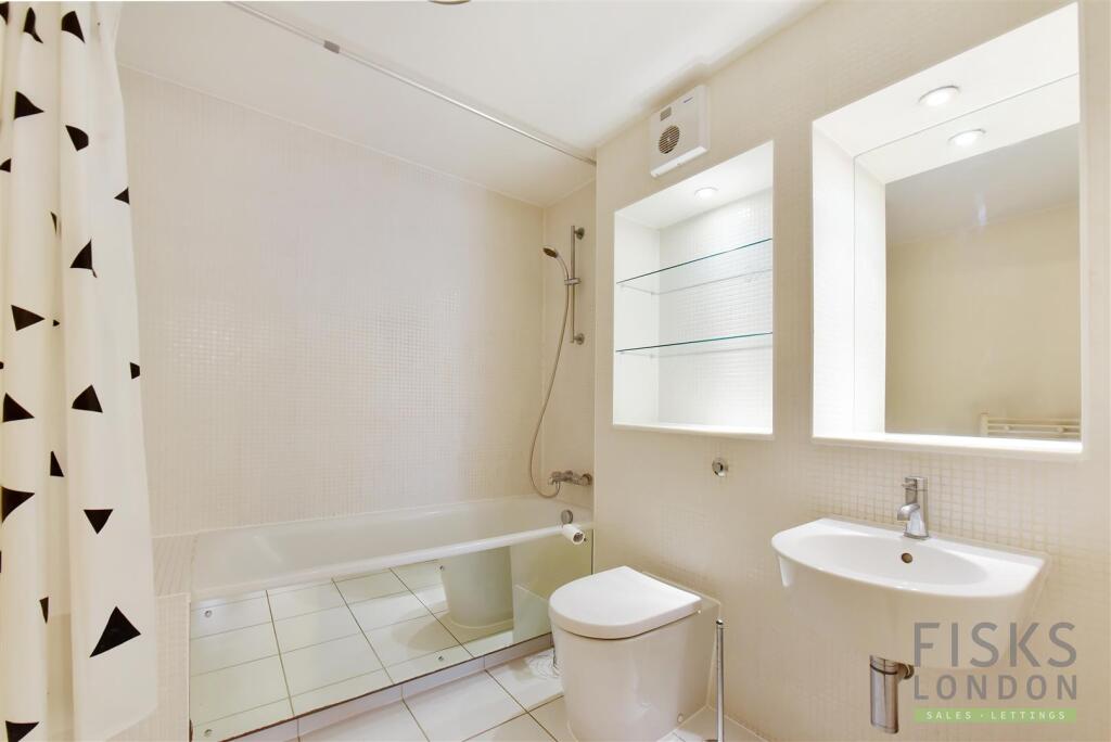 Flat 76 Ashburnham Place (7).JPG