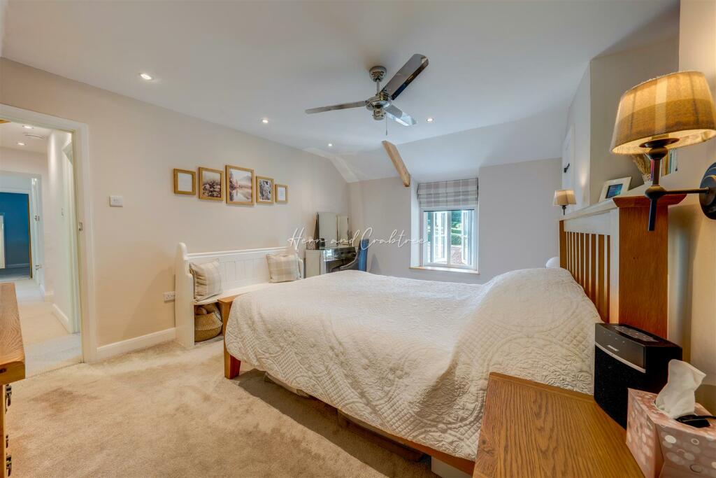 Rhiwbina Hill, Cardiff, HernCrabtree (31).jpg