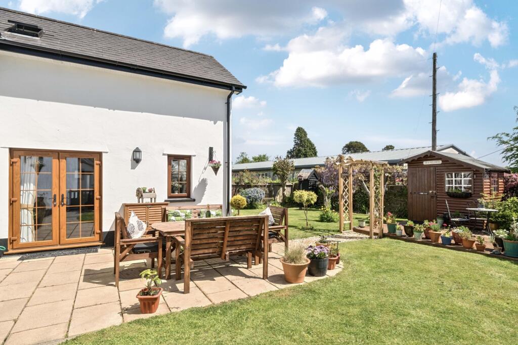 1293587-4-6825f179713a8-ARW