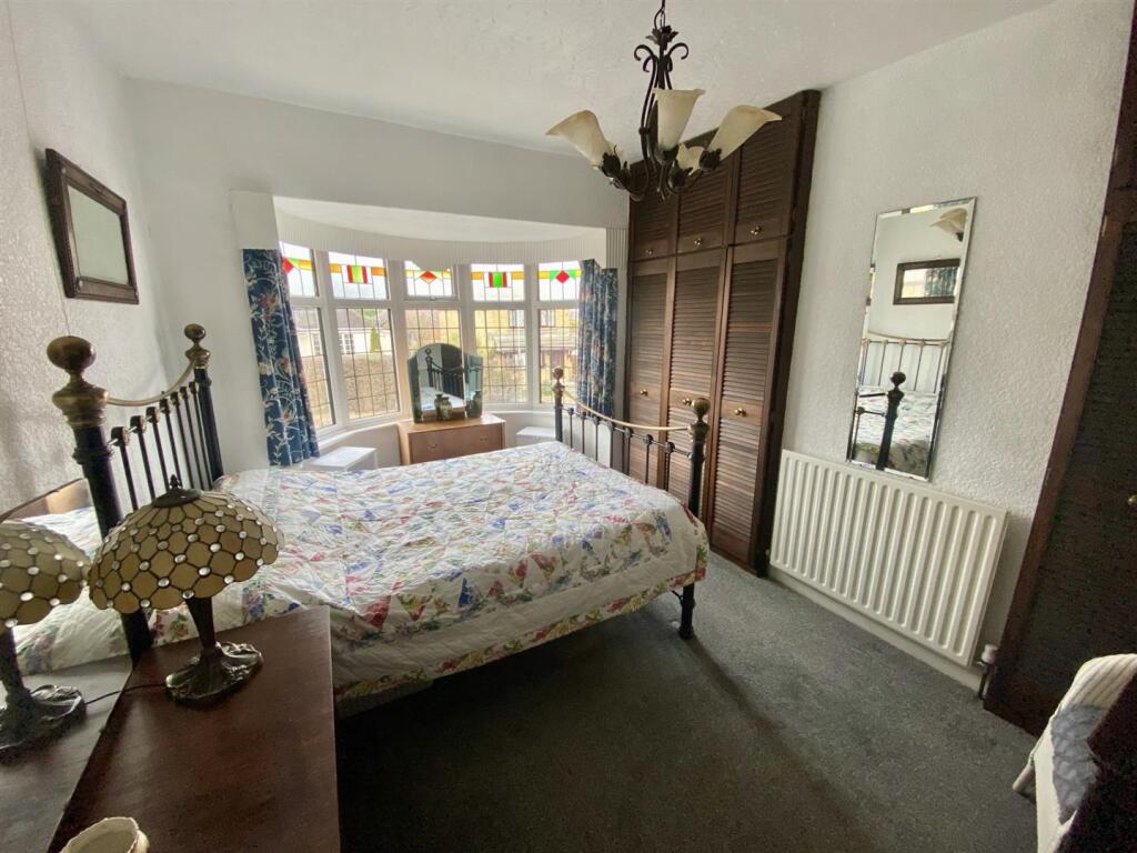 Bramleys Estate Agents - Glebe Gate - Mirfield (10