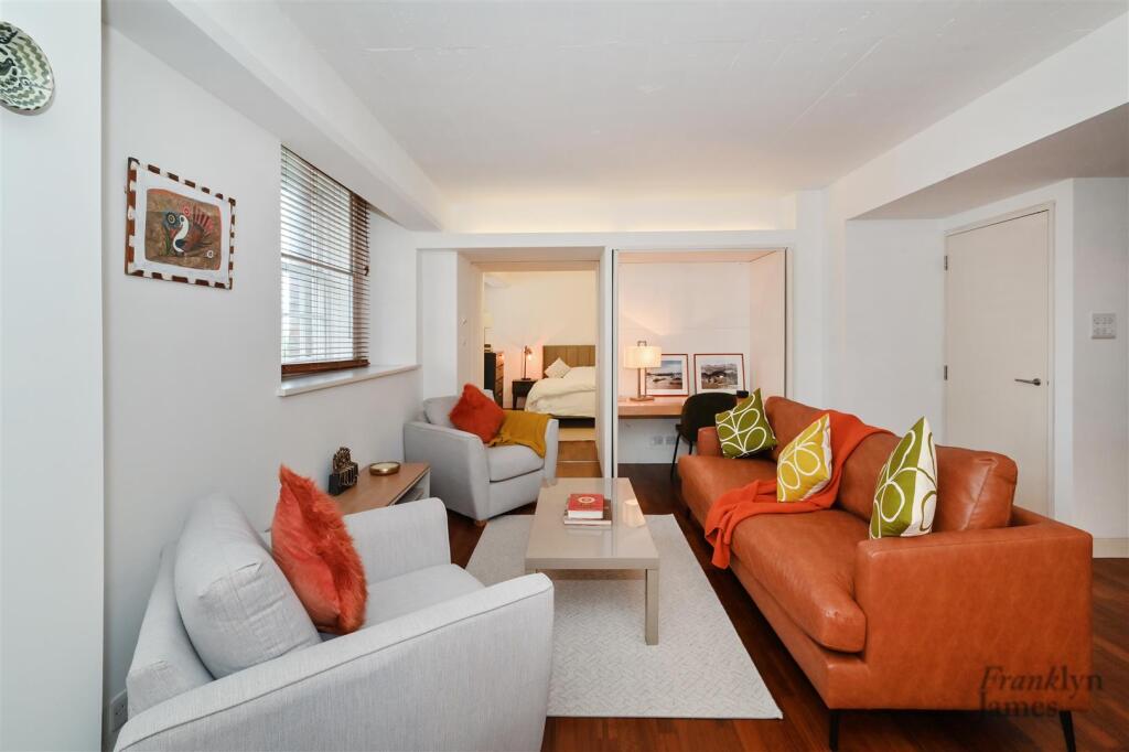 The-Listed-Building (8).JPG