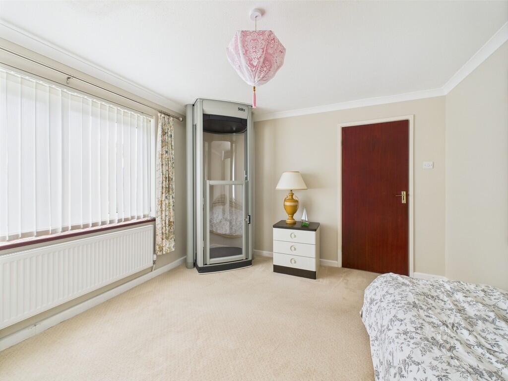 CAM02089G0-PR0483...