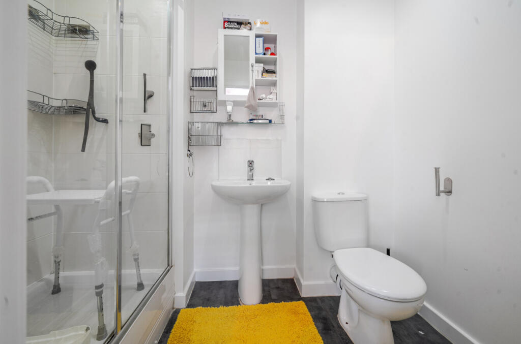 1295031-19-682f59...