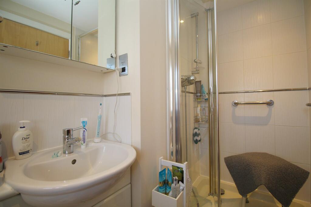 Ensuite Shower Room