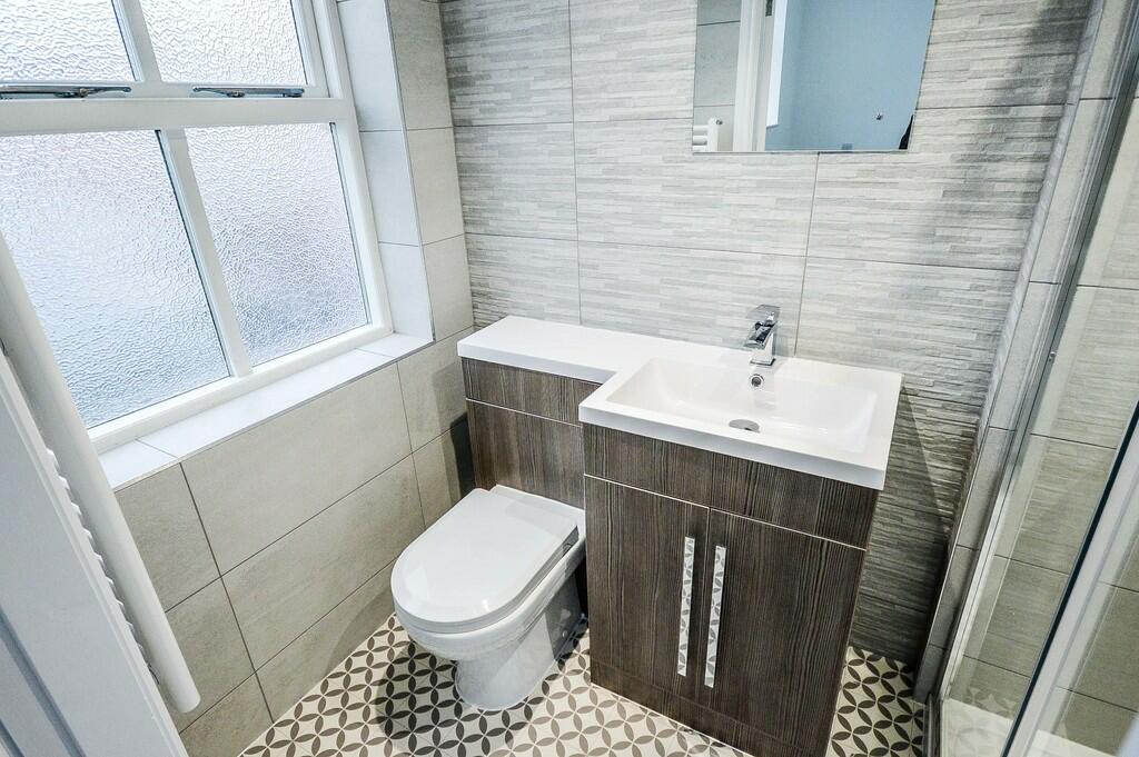 Ensuite